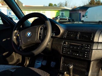 Bmw 318i - 6