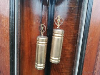 Predám starožitné  2- závažové nástenné hodiny - 6