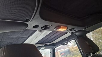 Jeep Wrangler Rubicon - 6