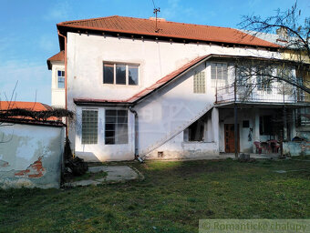 Historická vilka pod hradom Beckov na predaj - 6