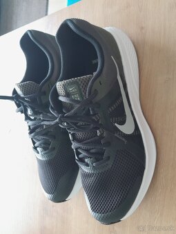 UNDER ARMOUR ,Nike,tenisky beh. - 6