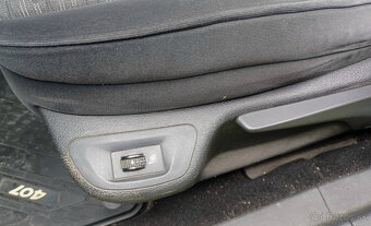 Peugeot 407 2.0 100kw sedan - 6