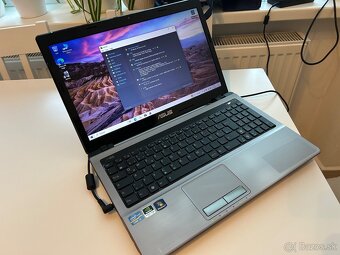 Asus A53-15,6"HD/Intel i3/8gb ram/128gb ssd/Nvidia GT 540m - 6