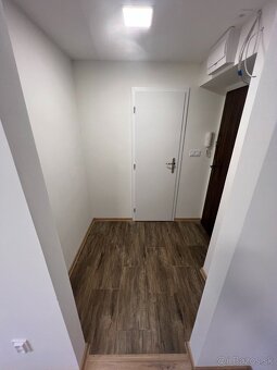 2izbový byt HANDLOVÁ - 6