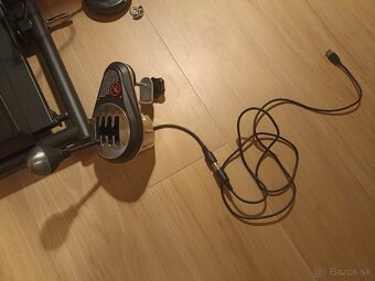 Predam Thrustmaster SIM zostavu - 6