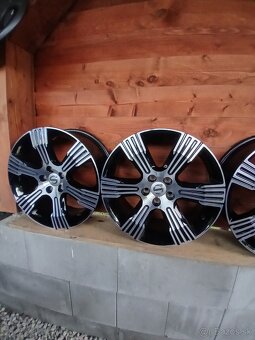 5x108 r18 volvo - 6