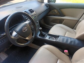 Toyota Avensis combi 2,2 d 110kw - 6