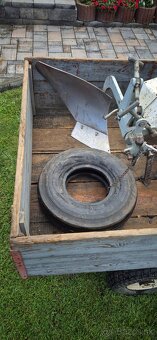 Malotraktor s vlečkou 2100€ + dohoda - 6