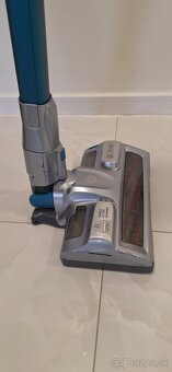 Hoover H-Free 300 HYDRO HF322YHM 011, Robotický vysávač Robo - 6