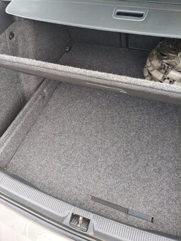 Škoda Octavia 1.6 MPI facelift cappucino - 6