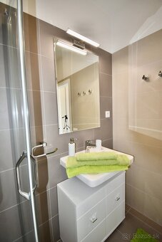 2 izbový byt v novostavbe s balkónom a parkovacím statím pri - 6