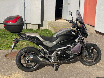 Honda NC750S - 6