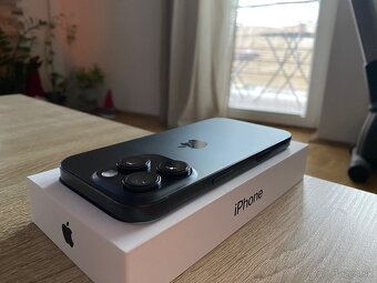 Predam Apple iPhone 16 pro 256gb black 2 roky zaruka - 6