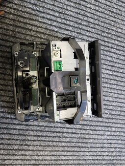 Ford Galaxy zrkadlo, budiky, radio, kurenie - 6