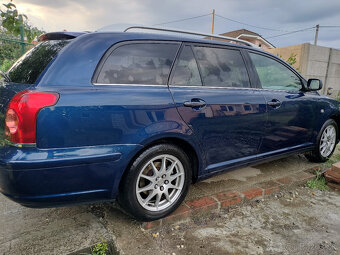 Toyota Avensis 2,0 TD D4D combi 2006 - 6