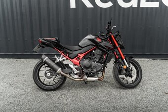 Prenájom Honda CB750R Hornet - 6