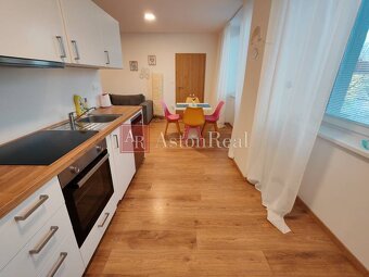 Moderný 2-izb. byt v novostavbe, 62m2, 2.p., parkovacie mies - 6