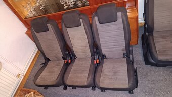 Predám sedačky Touran 2016 - 6