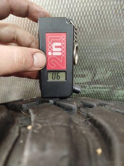 Predám rezervu 245/70 R16 9mm cordiant offroad - 6