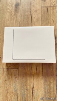 Macbook Air 15“ M3 16GB / 256GB - 6