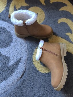 Dievčenské zateplené čižmy,veľkosť 29 - 6