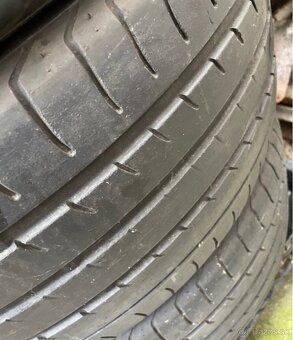 Yokohama 285/40 R21 letné - 6
