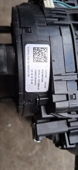 Podvolantový krúžok s páčkami Škoda Octavia 3 - 6