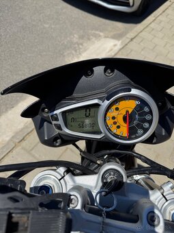 Triumph Streetriple 675r - 6