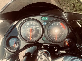 2010 Honda CBR 125r - 6
