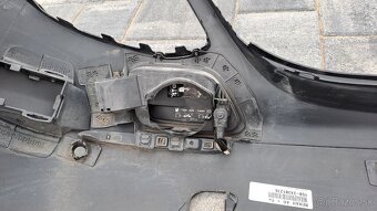 Zadný nárazník Mercedes E , A 213 885 00 25 - 6