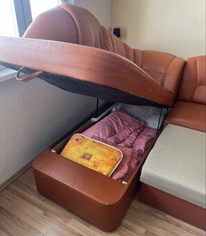 Kreslo a rozkladacia pohovka s úložným priestorom - 6