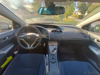 Predám Honda Civic 1,8 benzín - 6