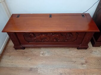 Starozitna komoda - 6