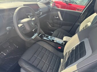 Citroën C4 PureTech 130 S S Plus EAT8 - 6