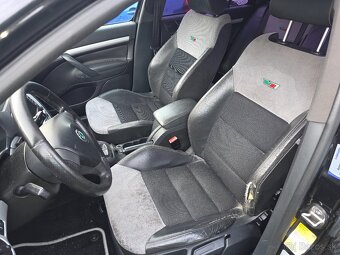 ŠKODA OCTAVIA II VRS - 6