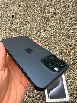 IPhone 15 pro max 512GB - baterie 100% - 6