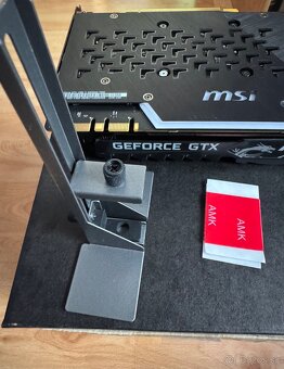 MSI GeForce GTX 1080 Ti GAMING TRIO - 6