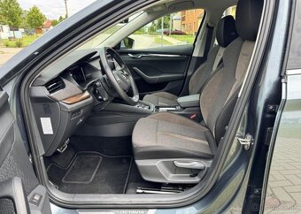 Škoda Octavia SCOUT 2.0 TDI DSG COMBI nafta automat 147 kw - 6
