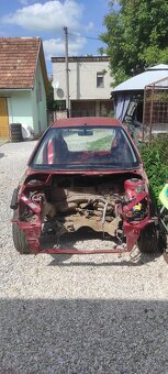 Karoséria z nápravami Peugeot 206 - 6