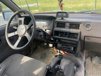 Nissan Terrano 2.7TD 4x4 - 6