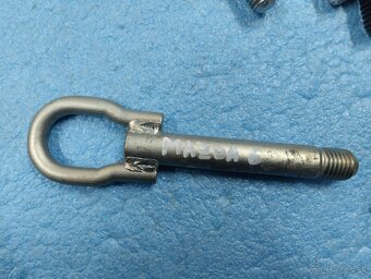 ŤAŽNÉ OKO ŠKODA MAZDA MERCEDES - 6