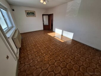 Rodinný dom v obci Jamník - 6