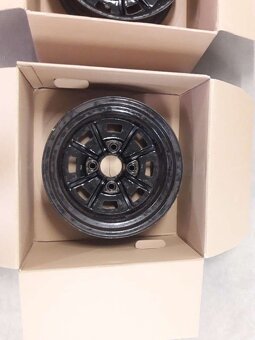 Lemmerz Sprintstar vw chrobák 4x130 4,5x15 Rat Look Styl - 6