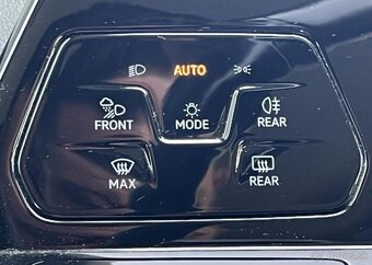 Volkswagen Golf 2.0TDi 85kw 1st EDITION ALU ČR nafta manuál - 6