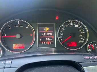 Audi a4 b7 3xsline 2.0tdi 103kw - 6