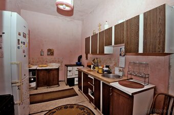 Rodinný dom (poldom) Na predaj - 6