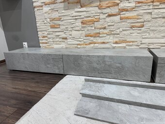 Obývacia stena svetlý betón - 6