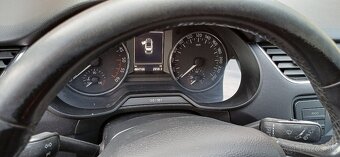 Predam SKODA OCTAVIA 1.6 Diesel,  2014 Automat - 6