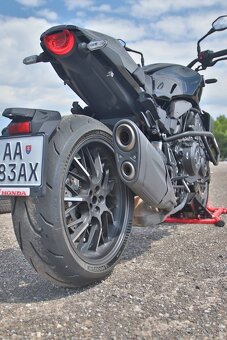 Honda CB1000r Black Edition - 6
