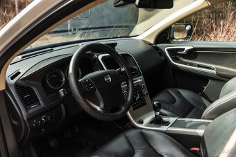 Volvo XC60 D5 AWD - 6